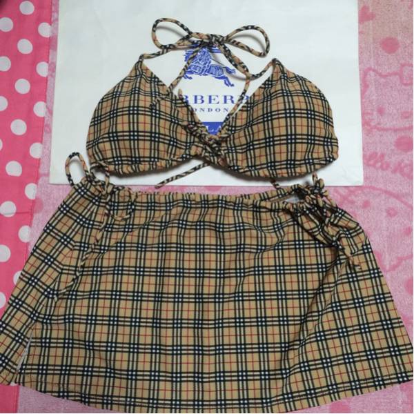 新品☆バーバリーブルレM☆ノバチェック水着☆3点セットと保存袋
