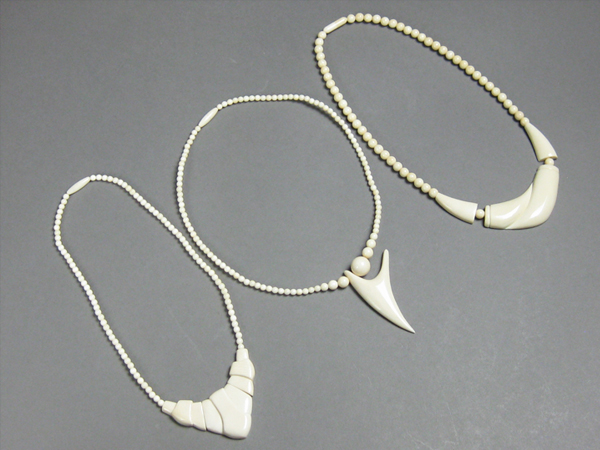 【古玄社】時代　本象牙造／ネックレス三点　OSO495