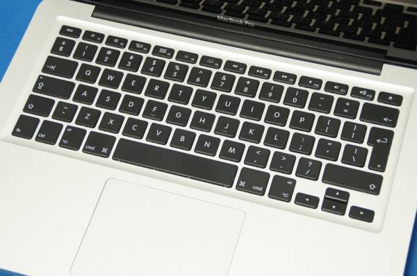 【ジャンク】MacbookPro A1278 MC700J/A Core i5 2.3GHz/4G/320G