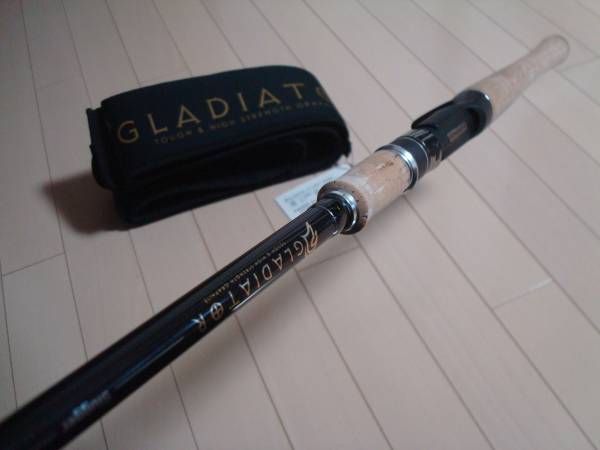 美品!!　レイドジャパン スラッガー G-711MHC RAID