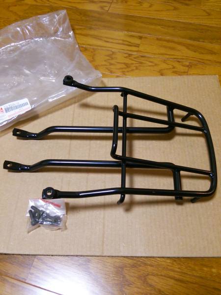 YAMAHA マジェスティ 125 ★純正★リアキャリアアッセン