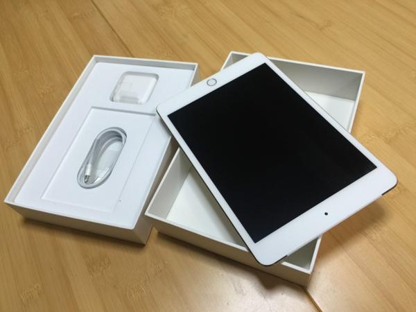 iPad mini 4 Wi-Fi Cellular 16GB Gold 赤ロム×表示 保証無 Apple Geek