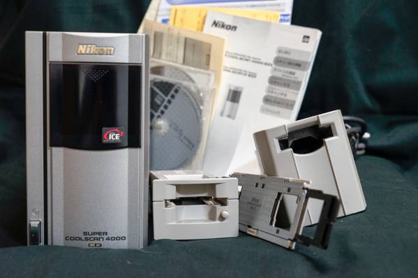 Nikon Super 0 ED Coolscan Scanner Film Slide com: & CoolScan 
