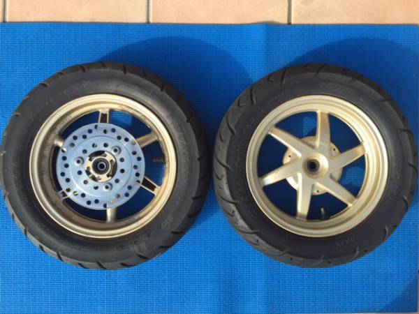 Dio ZX アルミホイール前後セット ホンダ用 自動車、オートバイ 【公式