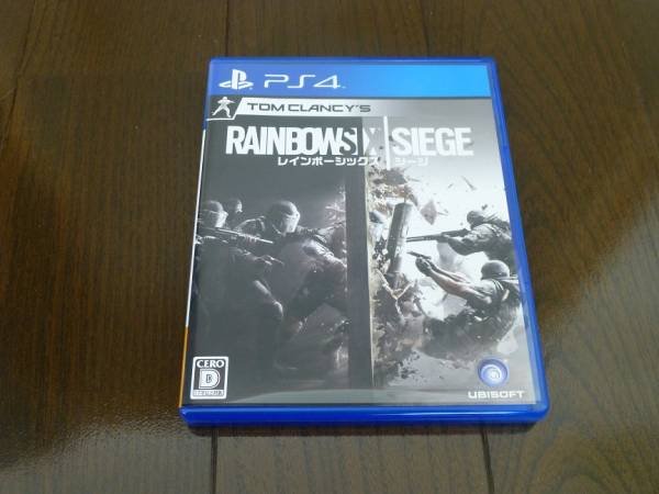 PS4本体 中古 レインボーシックスシージ日本語版 PS4本体 中古 PS4