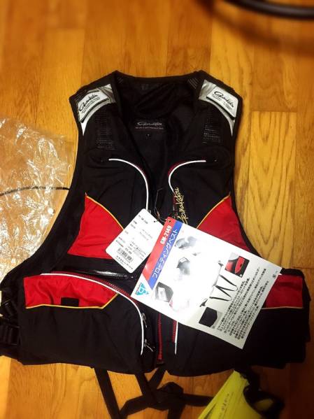 がまかつ　ライフジャケットGM-2149 新品！！