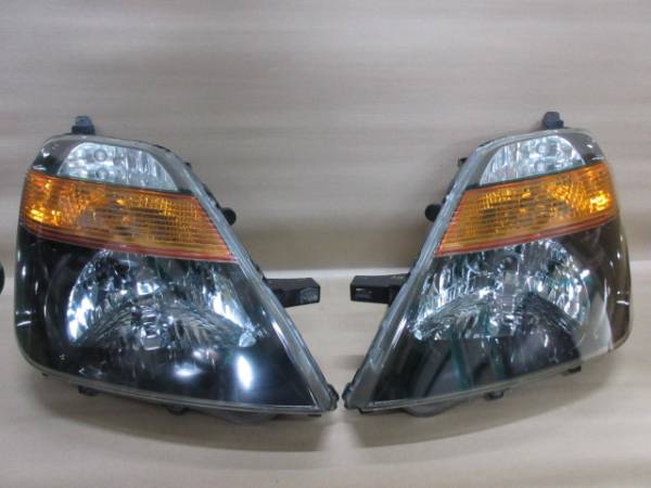 車 ストリーム RN1/2 前期 HID ヘッドライト左右セット