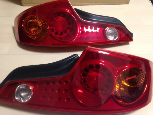 V35 スカイラインクーペ用 純正 テールランプ V35 【公式通販】