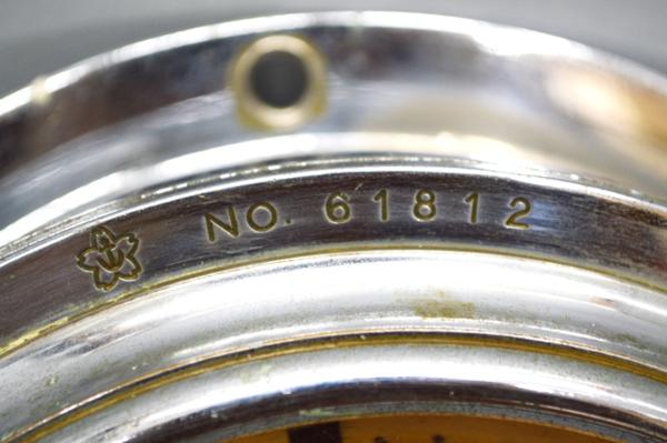 【慈光】14 軍 海上自衛隊？ 桜 錨 ゼンマイ式 掛時計