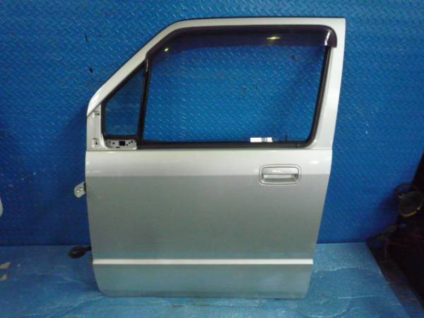28021215 MH21S ワゴンR フロントドア 左 Z2S シルバー