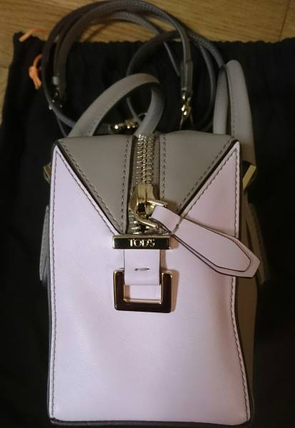 トッズ♪ディキューブ2ウエイバッグ・斜め掛け・肩掛け TOD'S