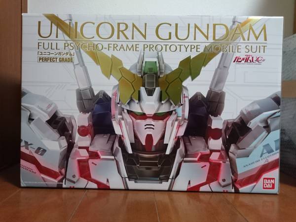 新品 PG 1/60 RX-0 ユニコーンガンダム 未開封 新 PG1/60RX-0