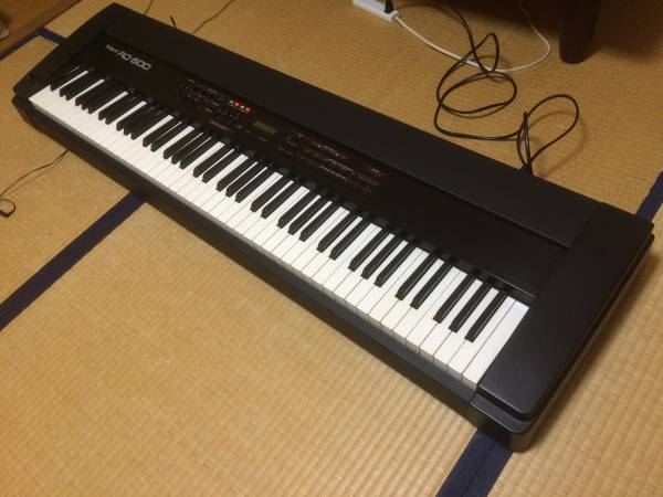 RD-600 Roland Digital Stage Piano 88-Key - ローランド | ステージ