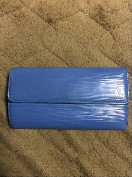 レアカラー！ ルイヴィトン エピ 長財布 Louis Vuitton 青 送込