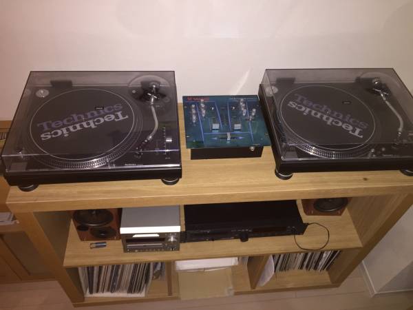 Technics ターンテーブル SL-1200MK3D 二台とVestaxのミキサー