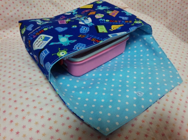 横入れ 封筒型弁当袋 着替え オムツポーチ モンスターズインク 子ども用ファッション小物 売買されたオークション情報 Yahooの商品情報をアーカイブ公開 オークファン Aucfan Com