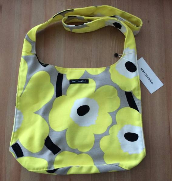 ☆ Marimekko ウニッコ ショルダー バッグ ☆ マリメッコ 限定色 