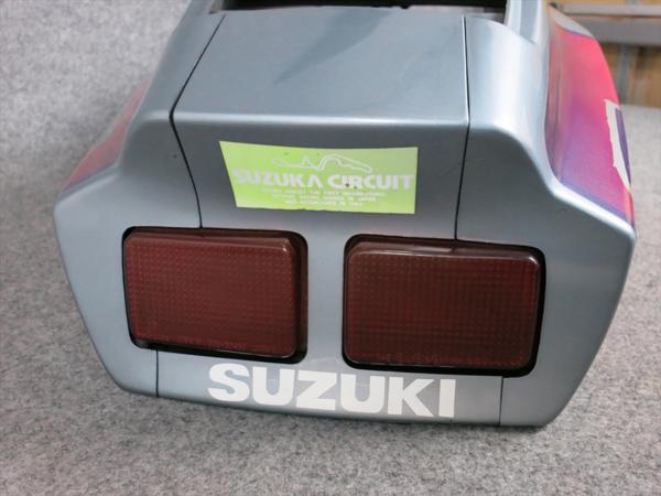 GSX-R400R GK76A リアシートテールカウルASSY 93年?_3