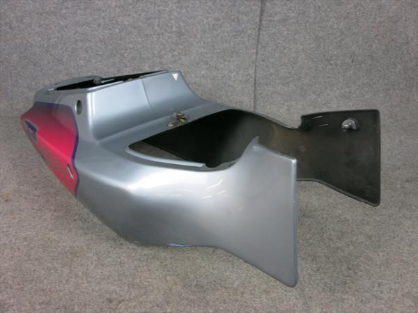 GSX-R400R GK76A リアシートテールカウルASSY 93年?_5