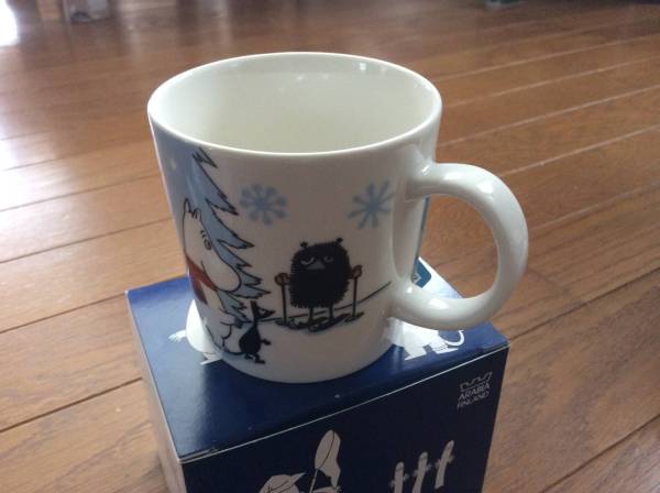 新品未使用 ムーミンマグ 冬 2010年 廃盤 箱付き アラビア