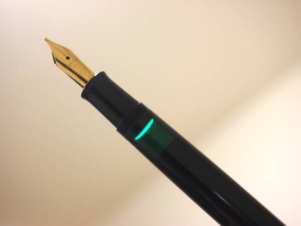 Bニブ】ペリカン クラシック 万年筆 ゴールド ブラック M200 Pelikan
