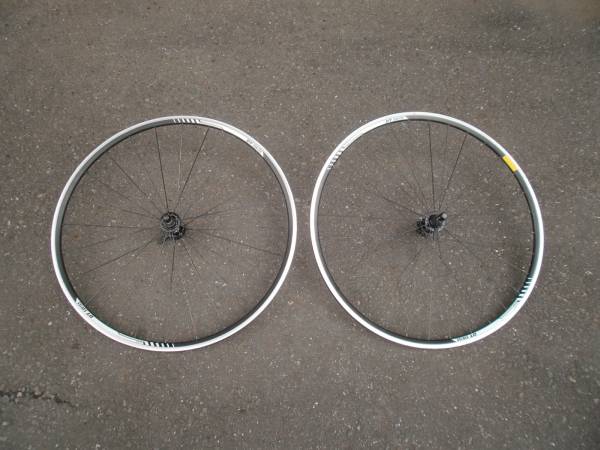 DT SWISS 1.0 ETRTO 622-14 axis 前後ホイール　美品
