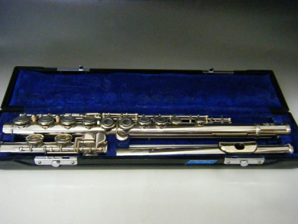 YAMAHA フルート YFL-23　美品　ケース入り　A