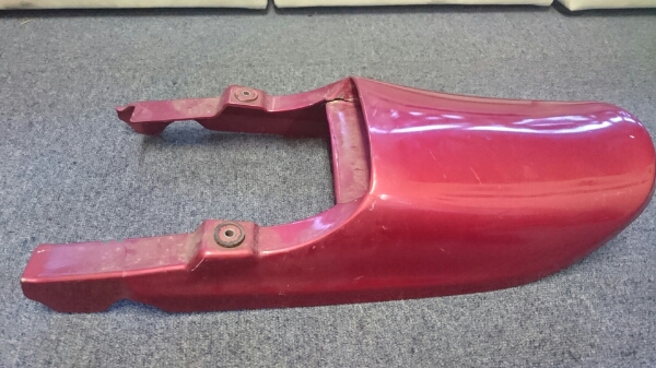 Z1 テールカウル