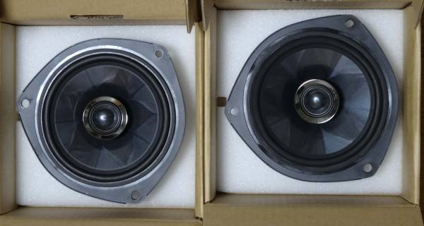 未使用《ALPINE》17cmセパレート2-WAYスピーカー(DDL-R170S)160W 未使用《ALPINE》17cmセパレート2-WAYスピーカー(DDL-R170S)160W