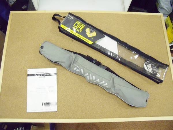 Daiwa ダイワ ウォッシャブルライフジャケット DF-2200 中古品
