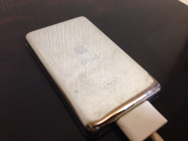 iPod クラシック A1238 80GB シルバー オーディオ機器 iPod classic