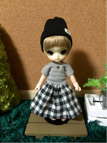 オビツ11・女の子服3点セット(Tシャツ、スカート、ニット帽)_1