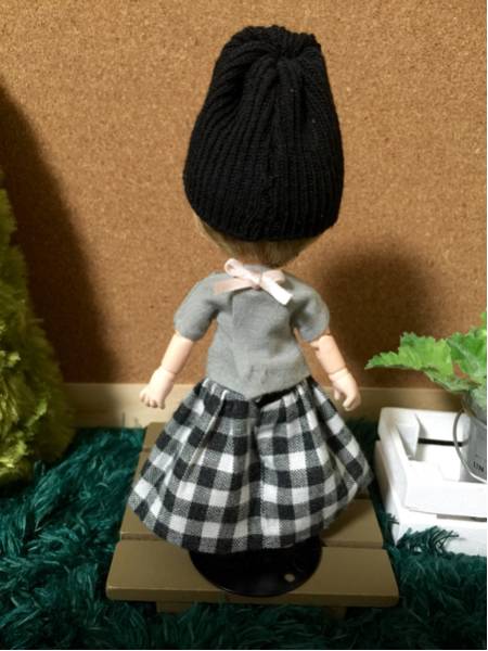 オビツ11・女の子服3点セット(Tシャツ、スカート、ニット帽)_2