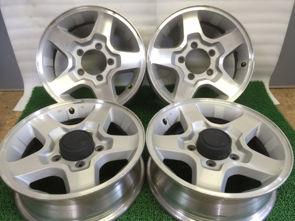 16インチ 5穴 5.5J アルミホイール 139.7 ジムニー ジムニー⁄ジムニー