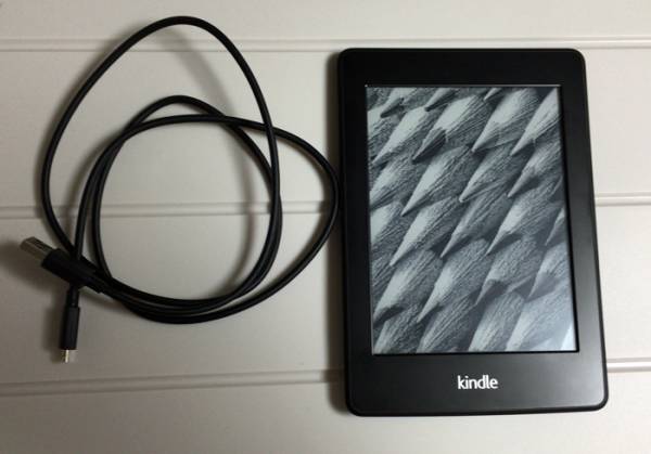Kindle paperwhite 2012年モデル　wi-fi 3Gモデル