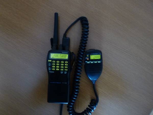 YAESU FT-729 トランシーバー 144MHz 430MHz ヤエス FT-729 144，430MHz FMトランシーバー、リモコンマイク ご覧
