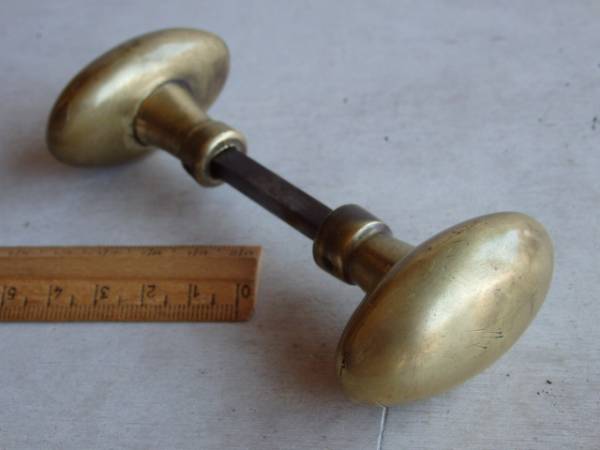 サービス品　フランスアンティーク　建具部品ドアノブ取っ手　真鍮　ブラス　アトリエ　カフェ　蚤の市