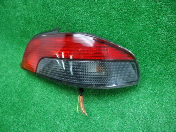 □プジョー306カブリオレ E-N5C 純正 右テールランプ 【公式通販】