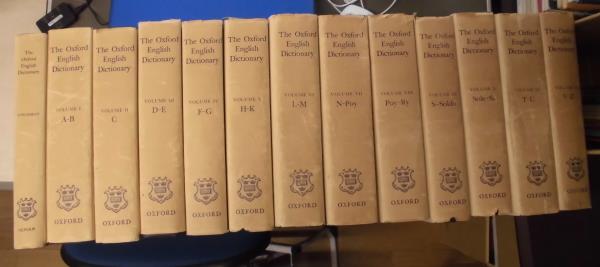 トE三‐The Oxford English Dictionary 13冊（2箱送付） 辞書 本