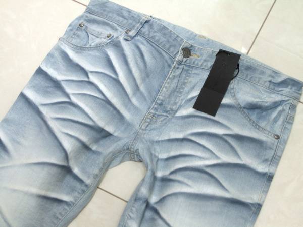 178■2.1万新品Lトルネードマートハーフパンツ