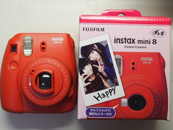 チェキ instax mini 8ラズベリー1万台限定