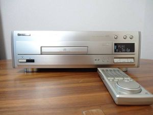 TOSHIBA カラオケ対応 LDプレーヤー XR-LK65G 五月蝿い メンテ済み