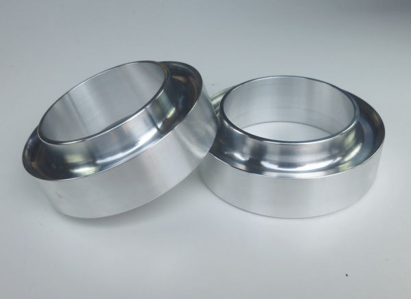 在庫限り！ジムニー アルミ コイルスペーサー JB23 20mm 25mm ジムニー