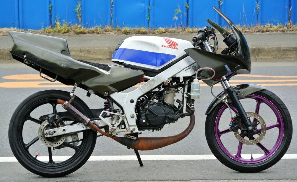 Ns 1 書付き 部品取り車 改造多数 Ac12 検 Nsr Ns 50 80 Tzr Tzm ホンダ 売買されたオークション情報 Yahooの商品情報をアーカイブ公開 オークファン Aucfan Com