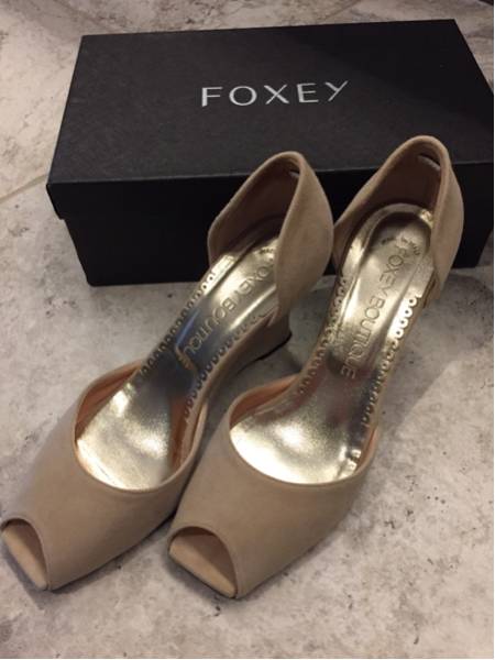 FOXEY■定番色パンプス361/2