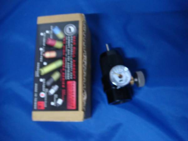 MADBULL マッドブルXC02　ガス注入器＋変換アダプタ