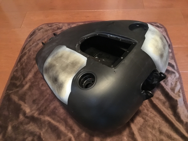 FXD FXDF 1580 ハーレー 純正 タンク