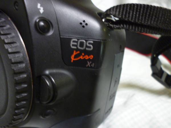 カメラ キャノン EOS Kiss X4ボディ レンズ無し キヤノン、1800万画素