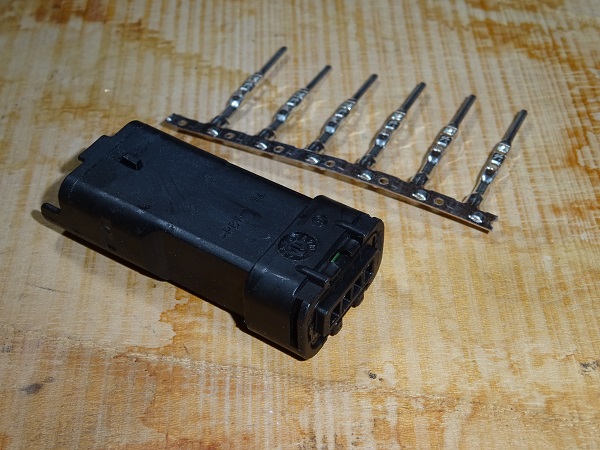 ドゥカティ　DDAコネクタ（オス側の部品セット）_1