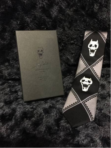 ultra violence ジョジョの奇妙な冒険 吉良吉影 ネクタイ 黒×白 【低価